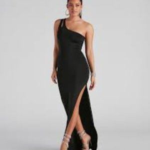 Windsor Koami Formal One Shoulder Dress
